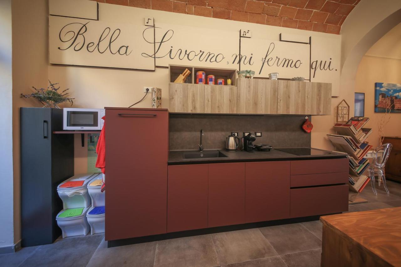 Torretta10 Guesthouse 리보르노 외부 사진